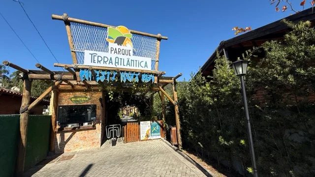 Entrada do Parque Terra Atlântica, em Penha SC